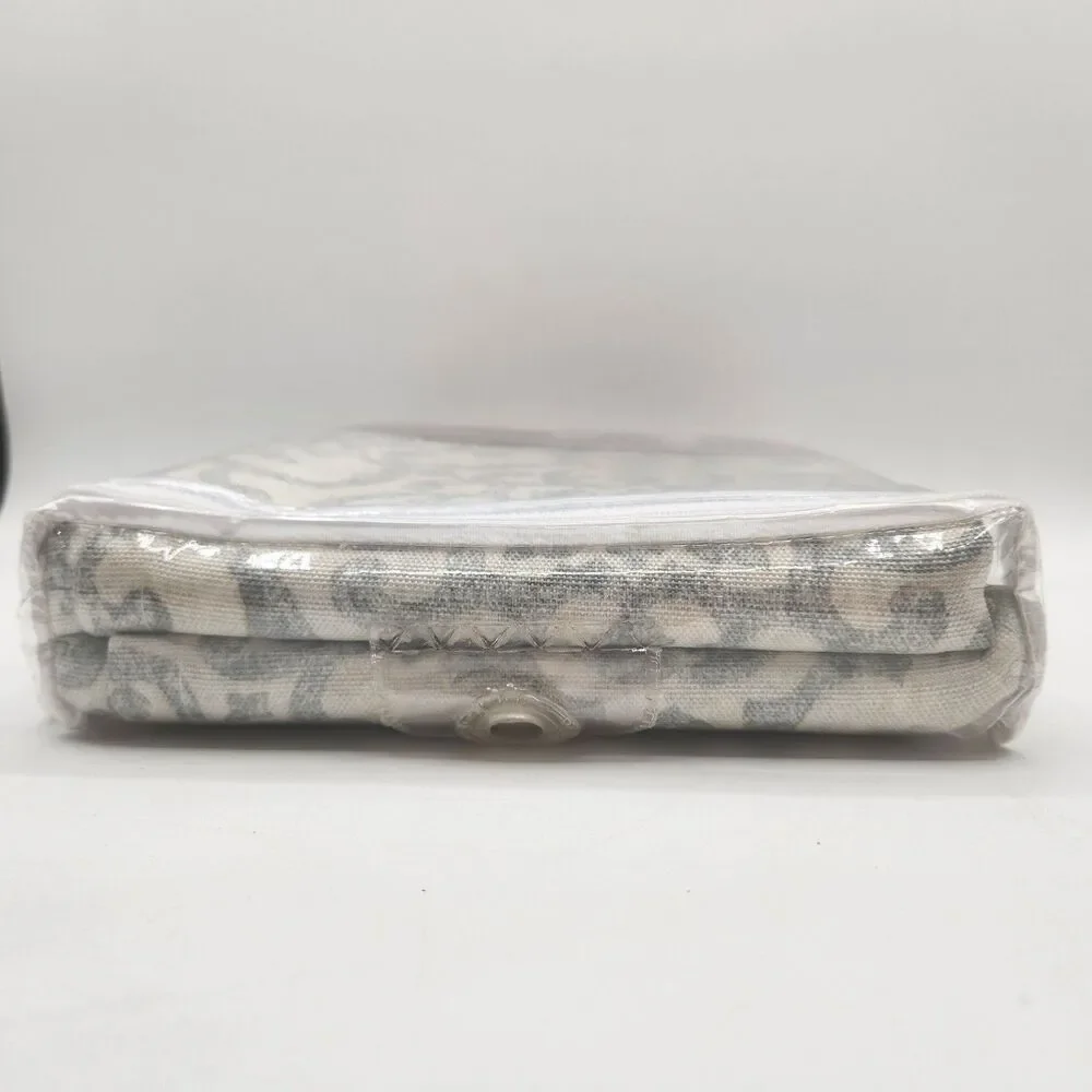 Pairs to Go Brockwell Spa Rod Pocket Curtain Two Panels Ivory Gray 56x95 New